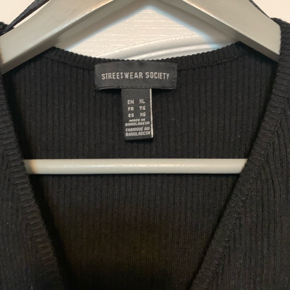 cropped long sleeve tie - Picture 3 of 3